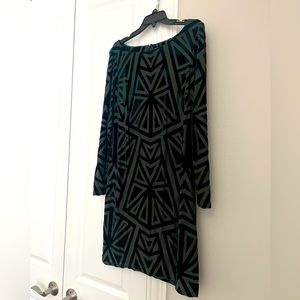 Vince Camuto green dress